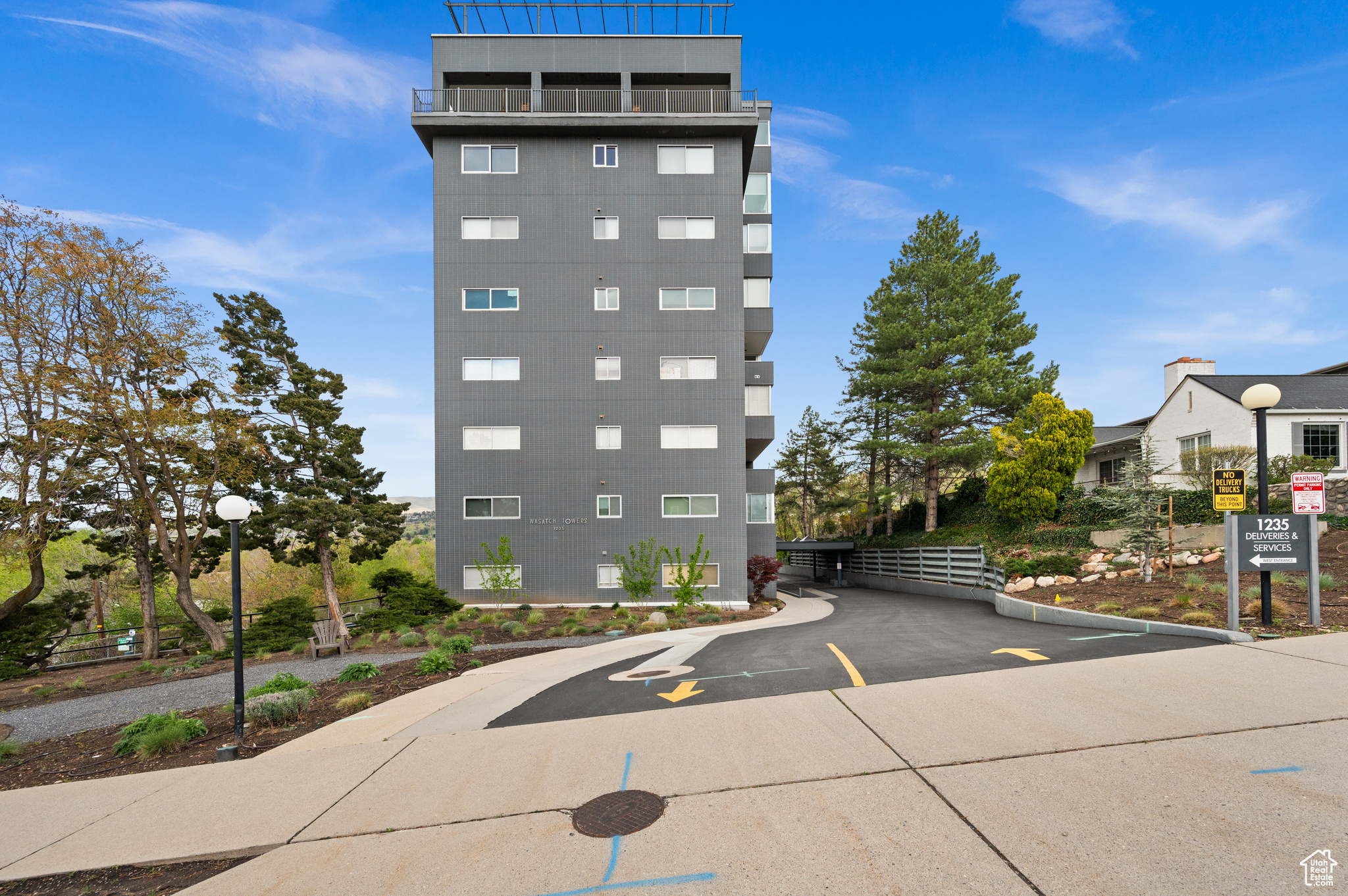 Salt Lake City, Utah, 84102, United States, 3 Bedrooms Bedrooms, ,3 BathroomsBathrooms,Residential,For Sale,1795279
