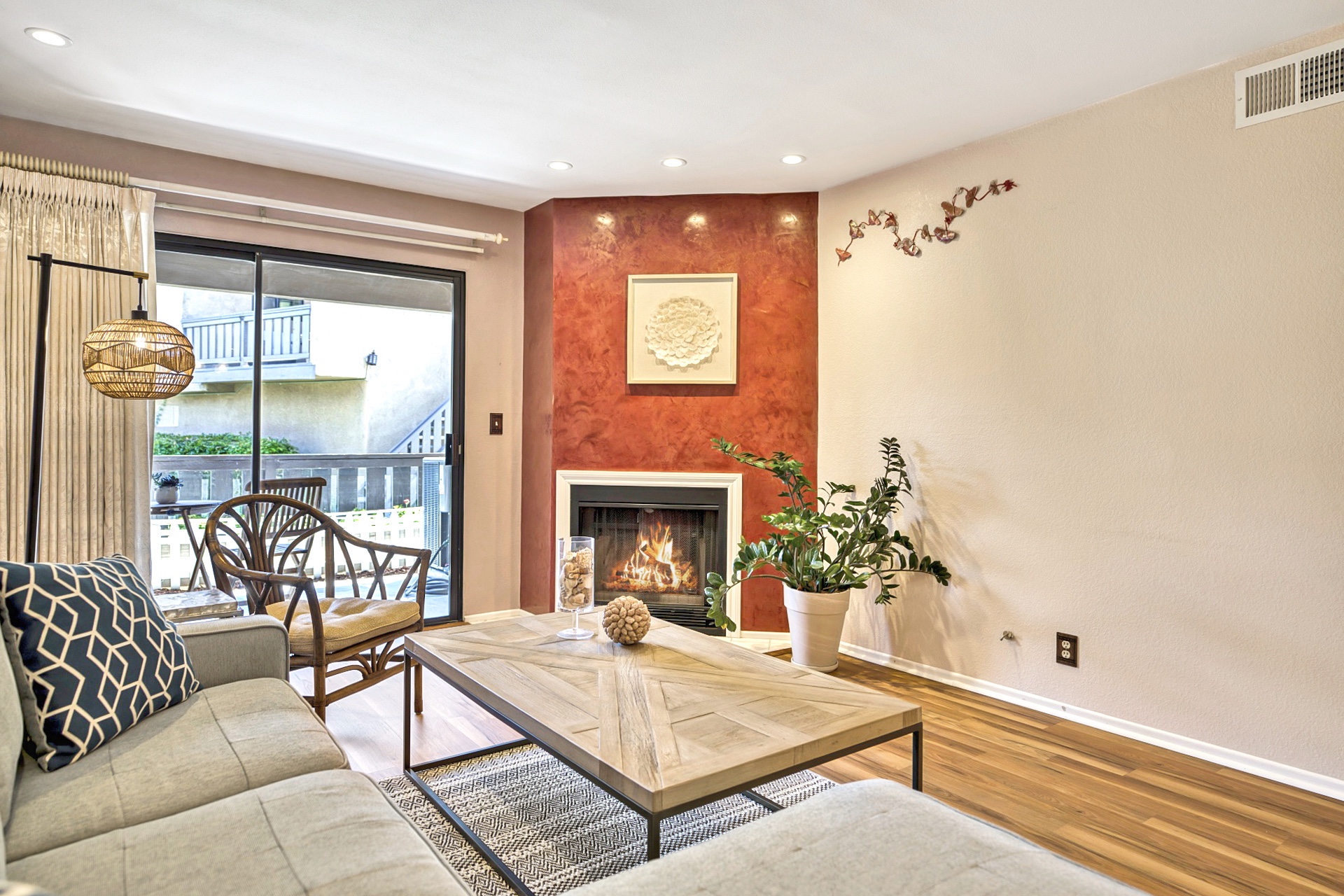 Fullerton, California, 92835, United States, 2 Bedrooms Bedrooms, ,1 BathroomBathrooms,Residential,For Sale,1915893