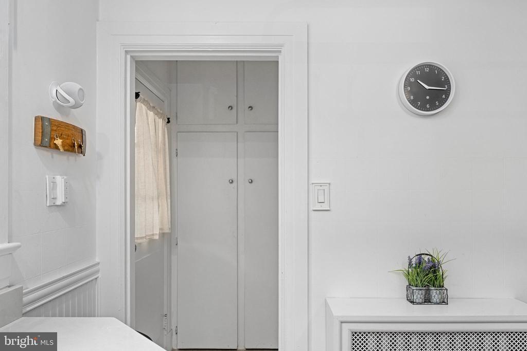 Fredericksburg, Virginia, 22401, United States, 3 Bedrooms Bedrooms, ,3 BathroomsBathrooms,Residential,For Sale,1993383