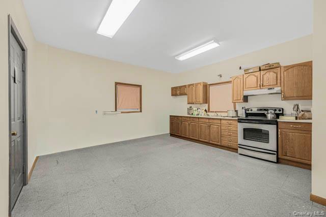 Yonkers, New York, 10703, United States, 5 Bedrooms Bedrooms, ,2 BathroomsBathrooms,Residential,For Sale,1993870