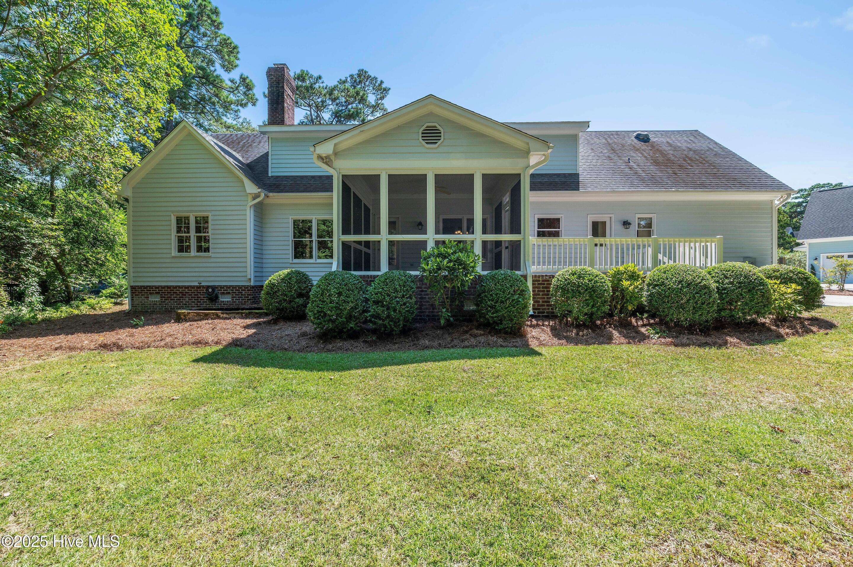 Wilmington, North Carolina, 28409, United States, 3 Bedrooms Bedrooms, ,4 BathroomsBathrooms,Residential,For Sale,1942177