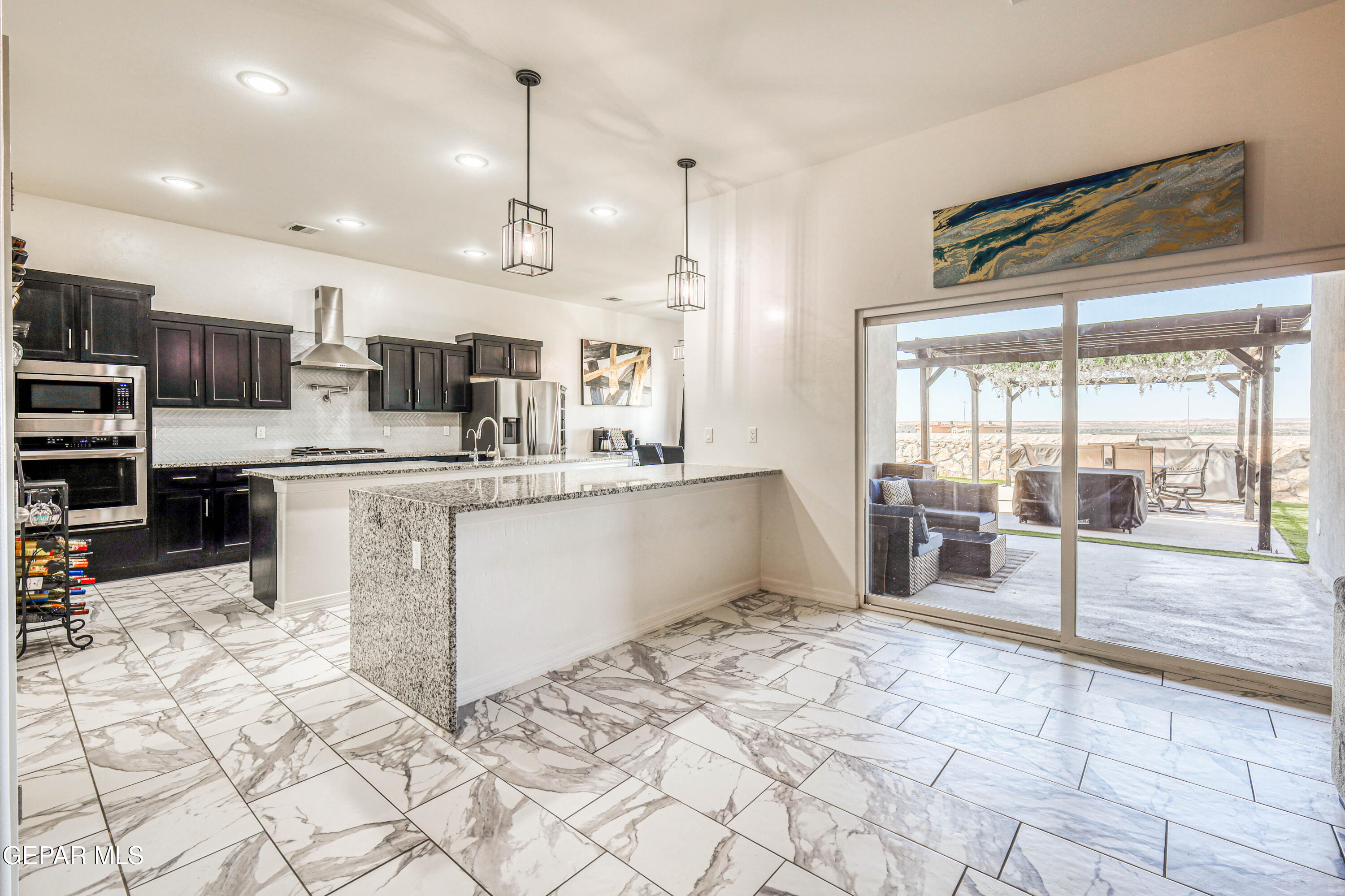 El Paso, Texas, 79911, United States, 5 Bedrooms Bedrooms, ,4 BathroomsBathrooms,Residential,For Sale,1969245