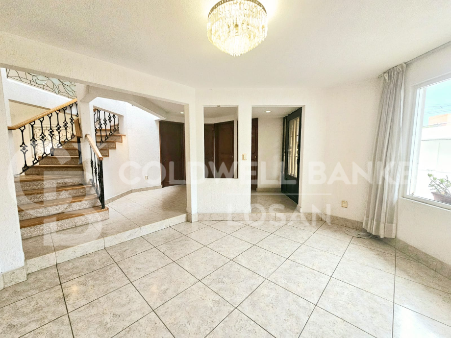 Naucalpan de Juárez, Estado de méxico, 53100, Mexico, 3 Bedrooms Bedrooms, ,4 BathroomsBathrooms,Residential,For Sale,1687508