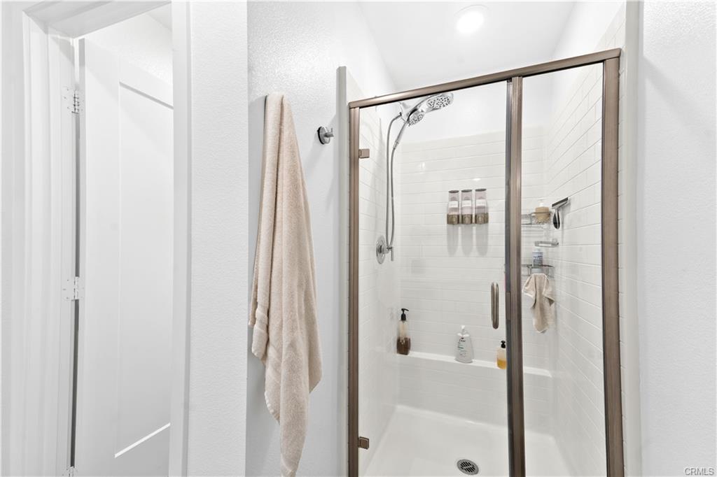 Compton, California, 90221, United States, 9 Bedrooms Bedrooms, ,Residential,For Sale,1982373