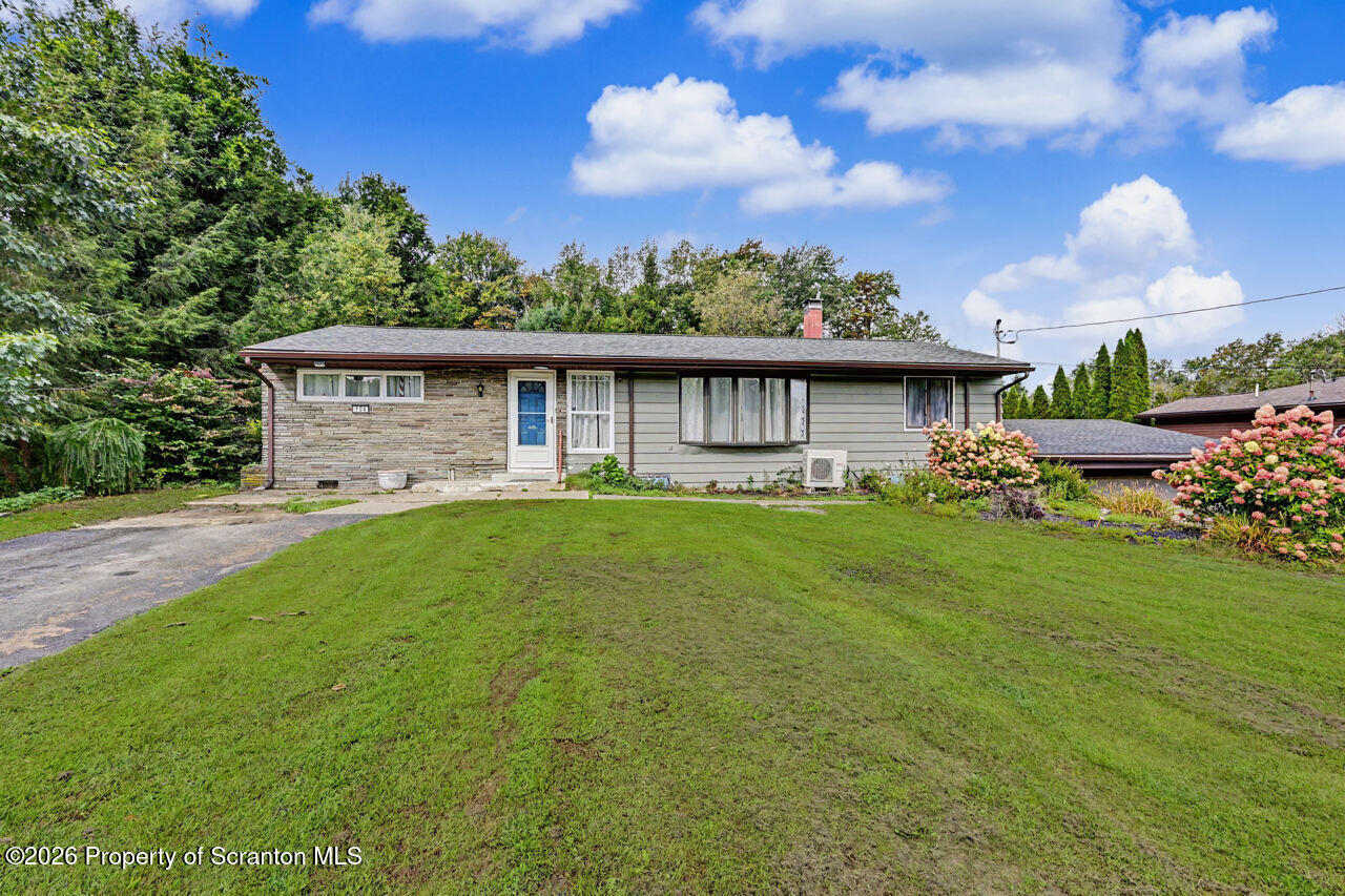 Shady Dr, Roaring Brook Twp, PA 18444 #1