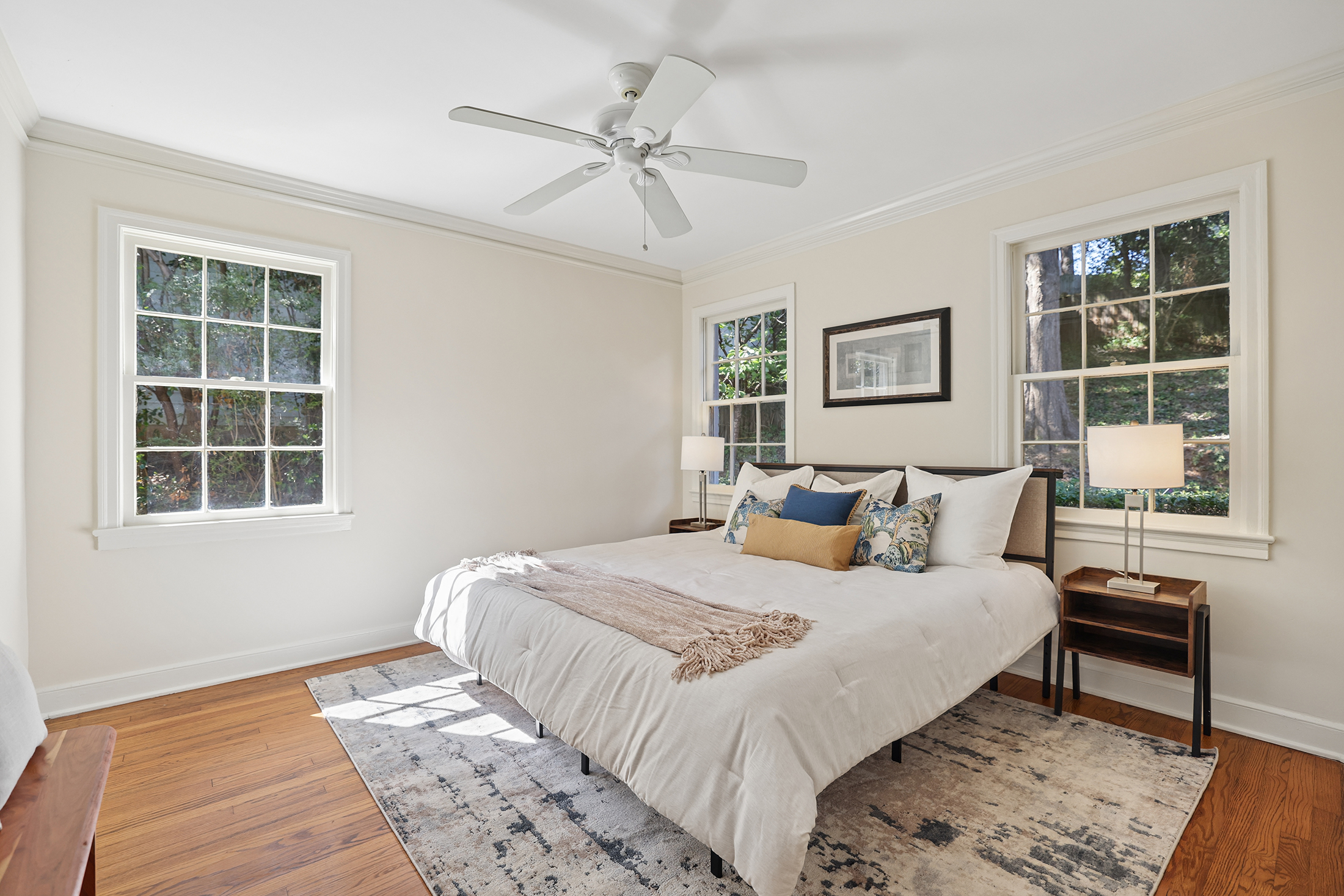  Charming Loring Heights Bungalow in a Park-side Setting - 物件實景