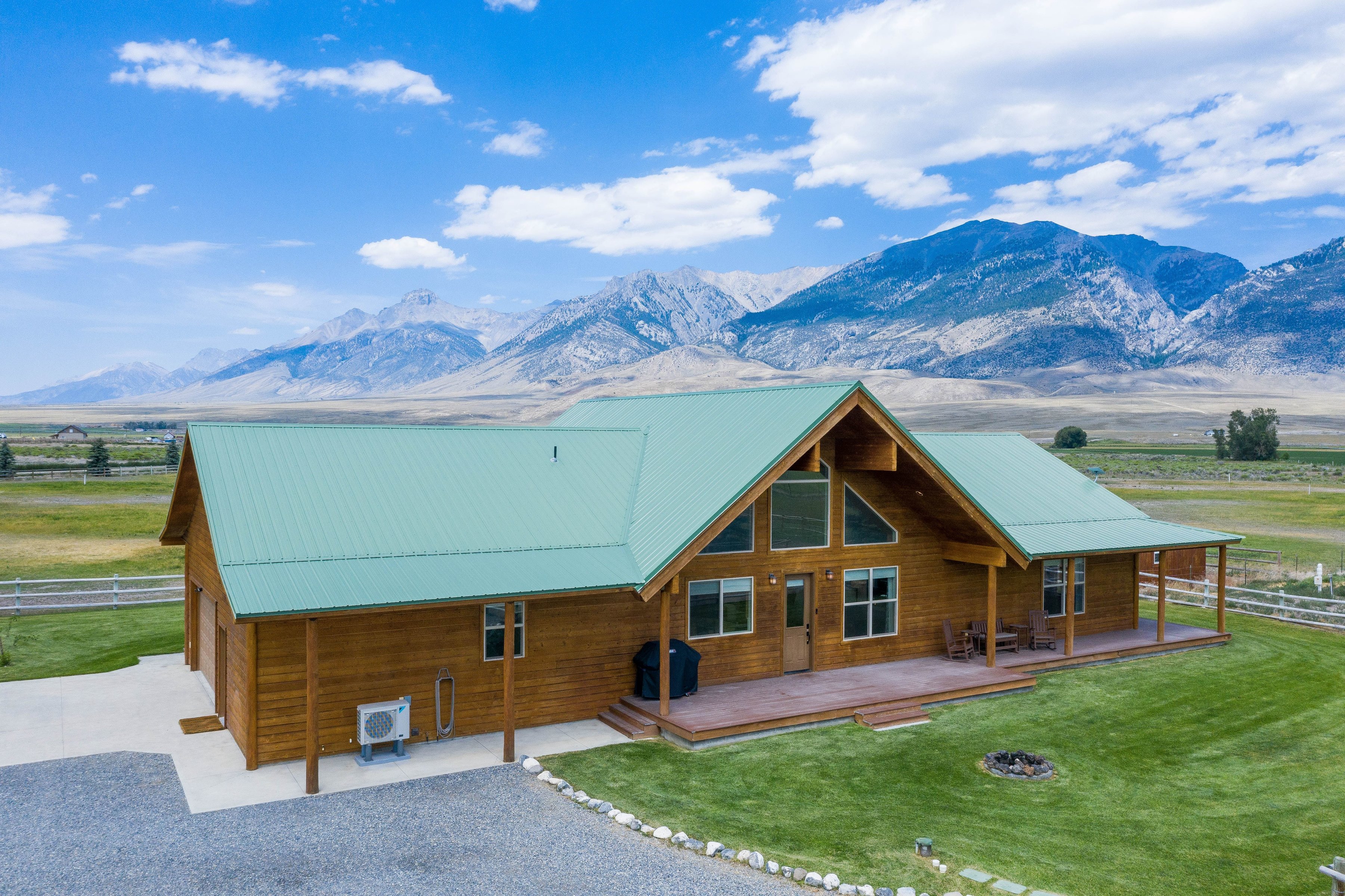  Equestrian Estate at the Base of Mt. Borah - 物件實景