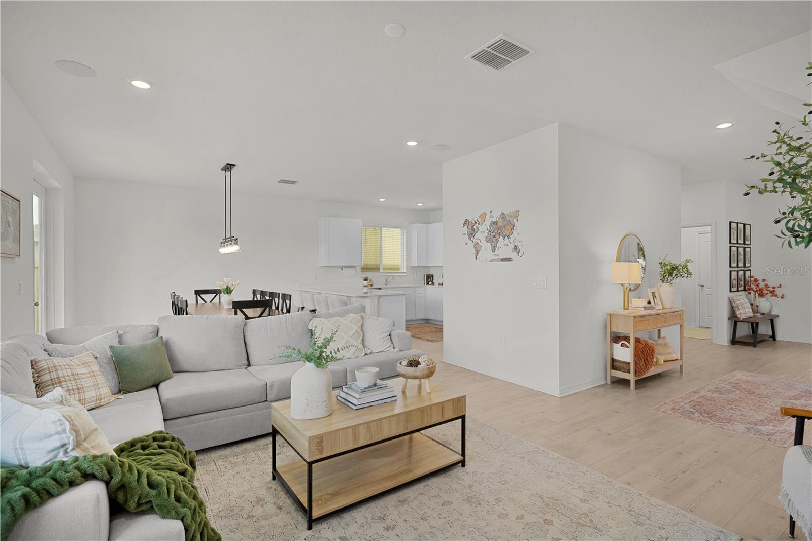 CLERMONT, Florida, 34714, United States, 3 Bedrooms Bedrooms, ,3 BathroomsBathrooms,Residential,For Sale,1901487