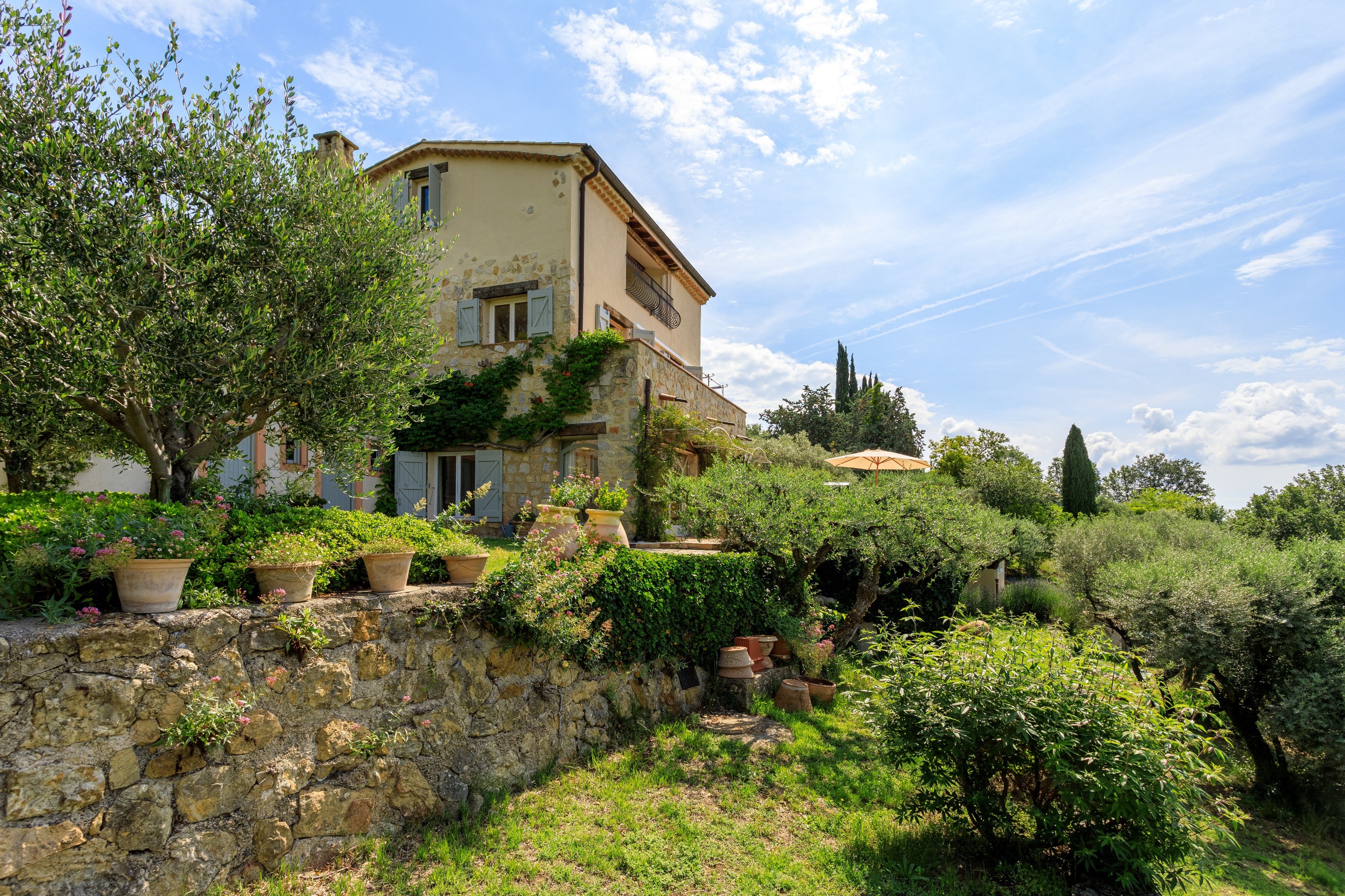  Elegant Provencal villa with panoramic view and guest house in Montauroux - 物件實景