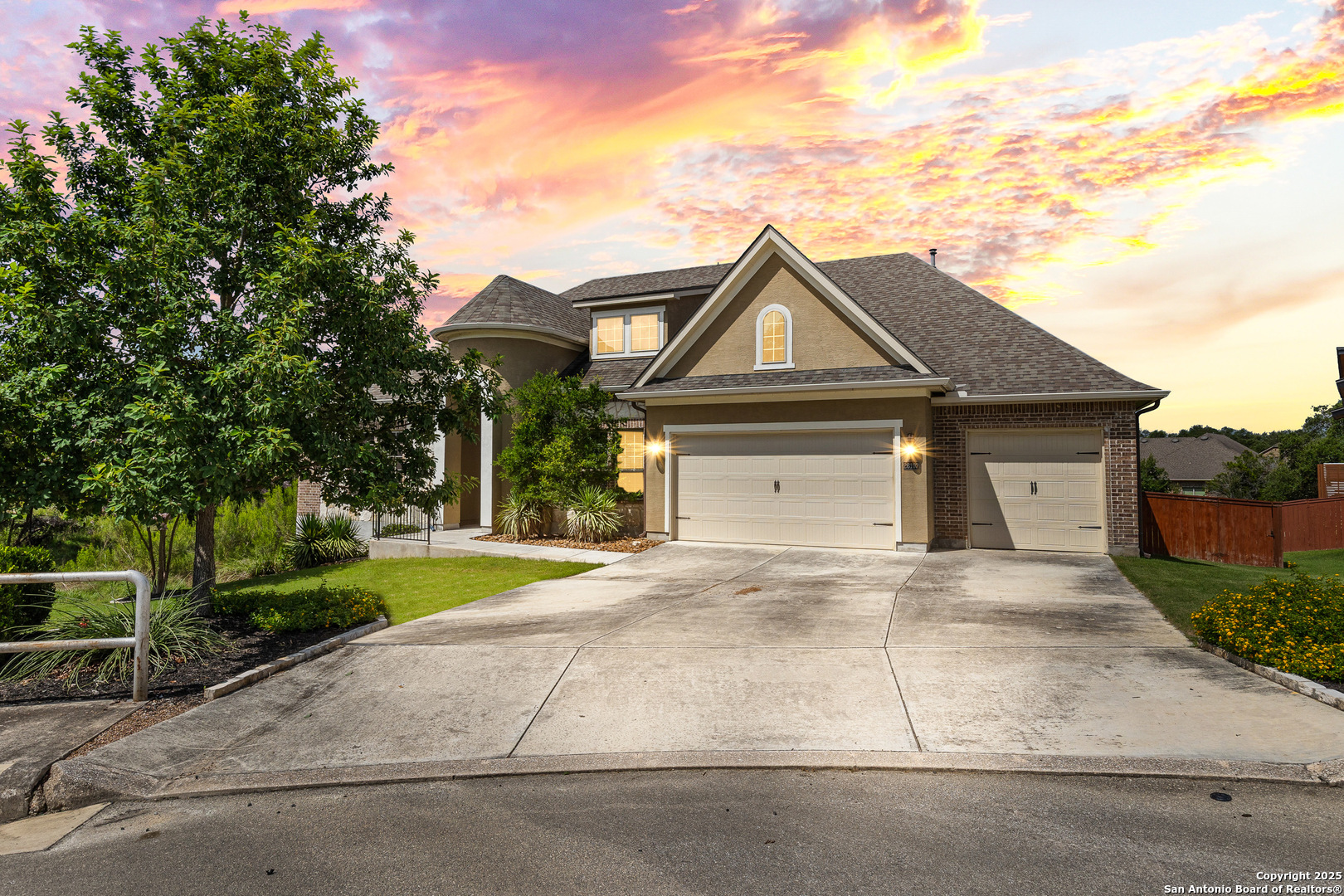 San Antonio, Texas, 78260, United States, 4 Bedrooms Bedrooms, ,4 BathroomsBathrooms,Residential,For Sale,1937383