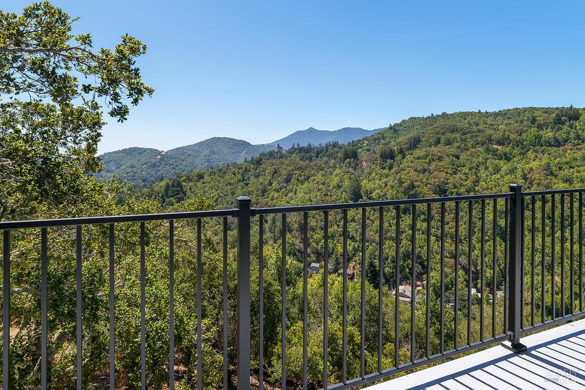 Fairfax, California, 94930, United States, 5 Bedrooms Bedrooms, ,3 BathroomsBathrooms,Residential,For Sale,1933248