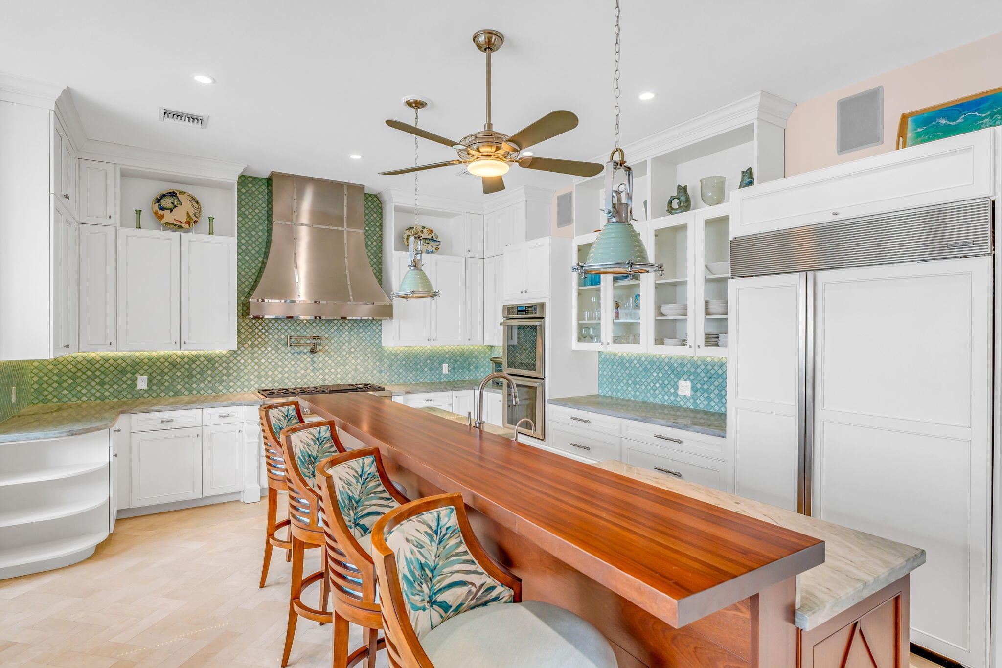 KEY COLONY, Florida, 33051, United States, 4 Bedrooms Bedrooms, ,5 BathroomsBathrooms,Residential,For Sale,1993100