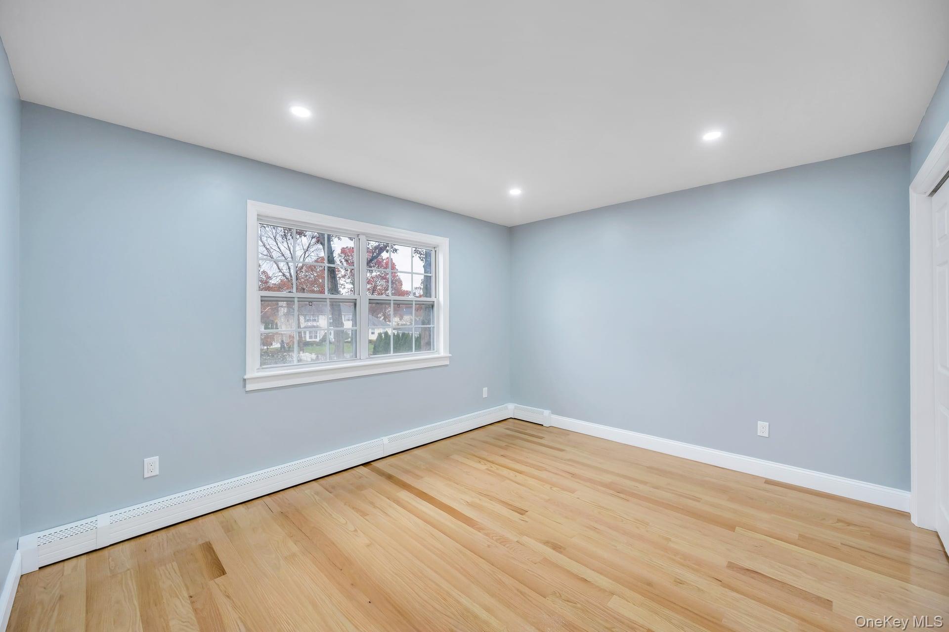 Selden, New York, 11784, United States, 4 Bedrooms Bedrooms, ,3 BathroomsBathrooms,Residential,For Sale,1990980