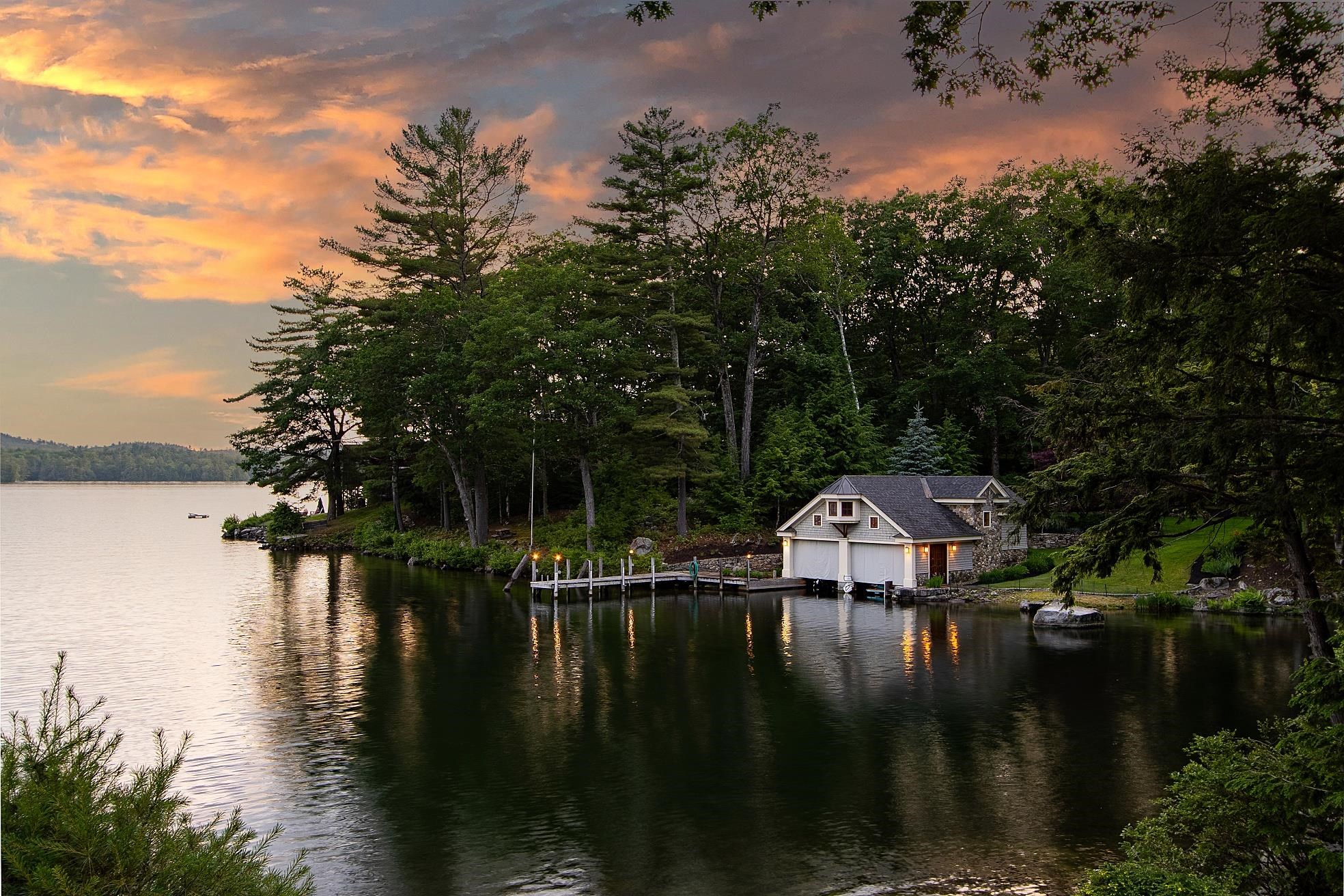 Meredith, New Hampshire, 03253, United States, 7 Bedrooms Bedrooms, ,6 BathroomsBathrooms,Residential,For Sale,1897806