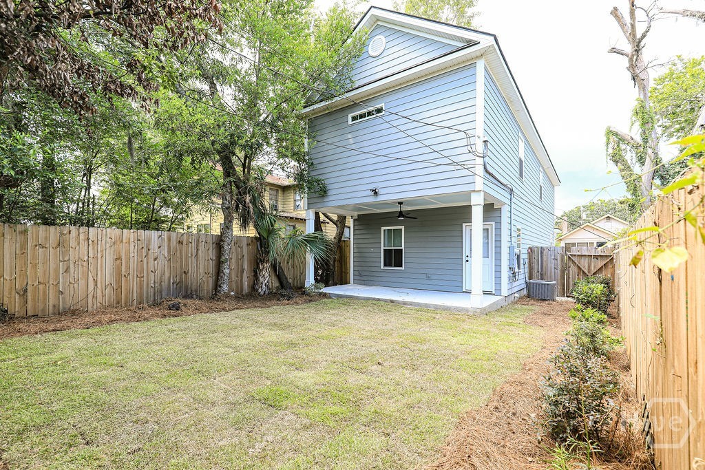 Savannah, Georgia, 31401, United States, 4 Bedrooms Bedrooms, ,3 BathroomsBathrooms,Residential,For Sale,1898819