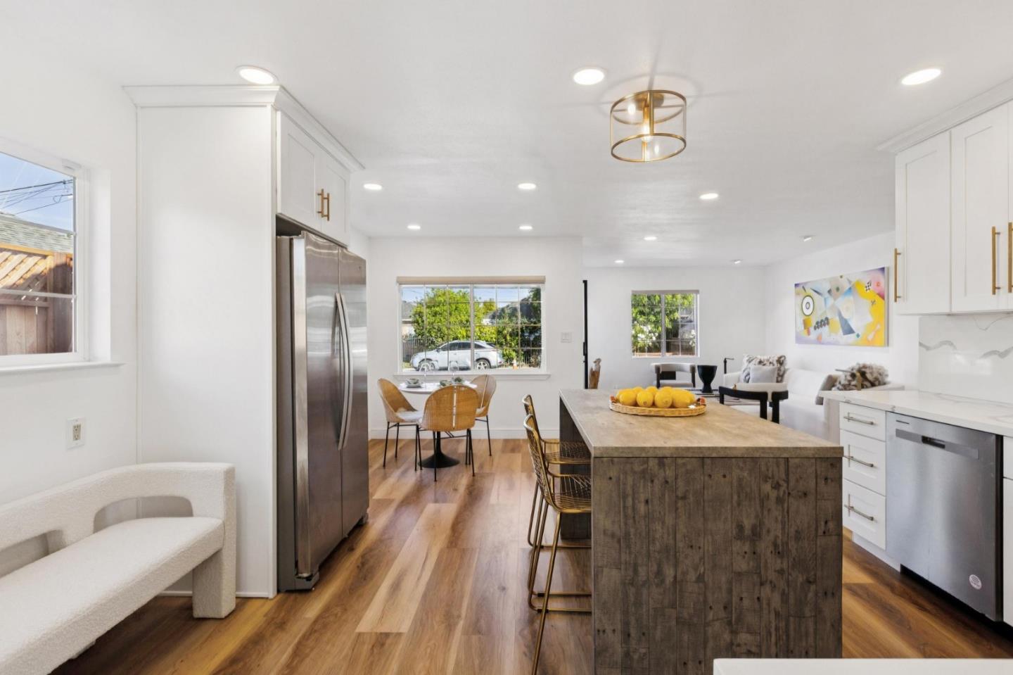 East Palo Alto, California, 94303, United States, 3 Bedrooms Bedrooms, ,2 BathroomsBathrooms,Residential,For Sale,1947382