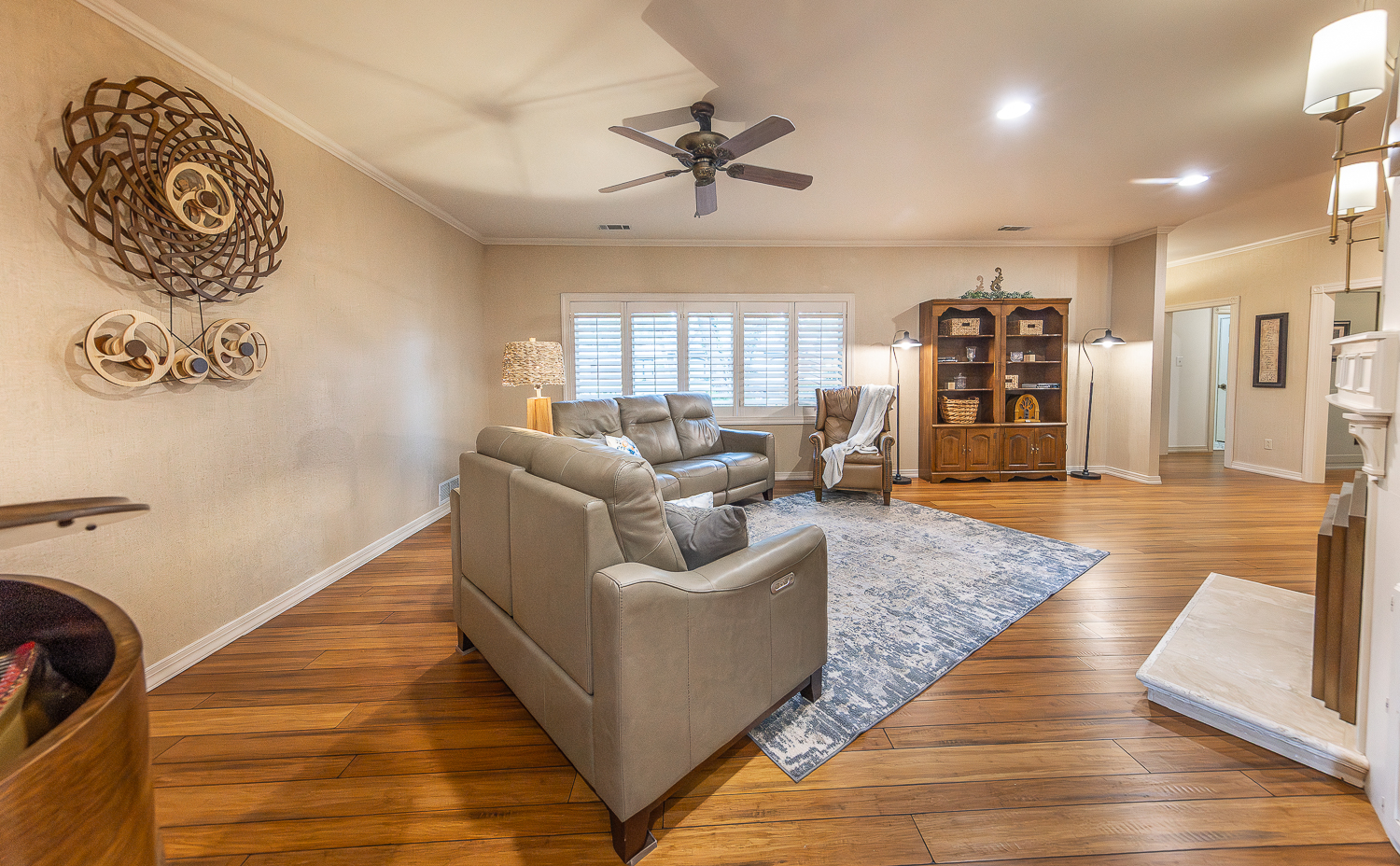 Lubbock, Texas, 79424, United States, 3 Bedrooms Bedrooms, ,3 BathroomsBathrooms,Residential,For Sale,1969049