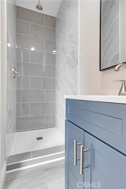 Hawaiian Gardens, California, 90716, United States, 6 Bedrooms Bedrooms, ,Residential,For Sale,1985769