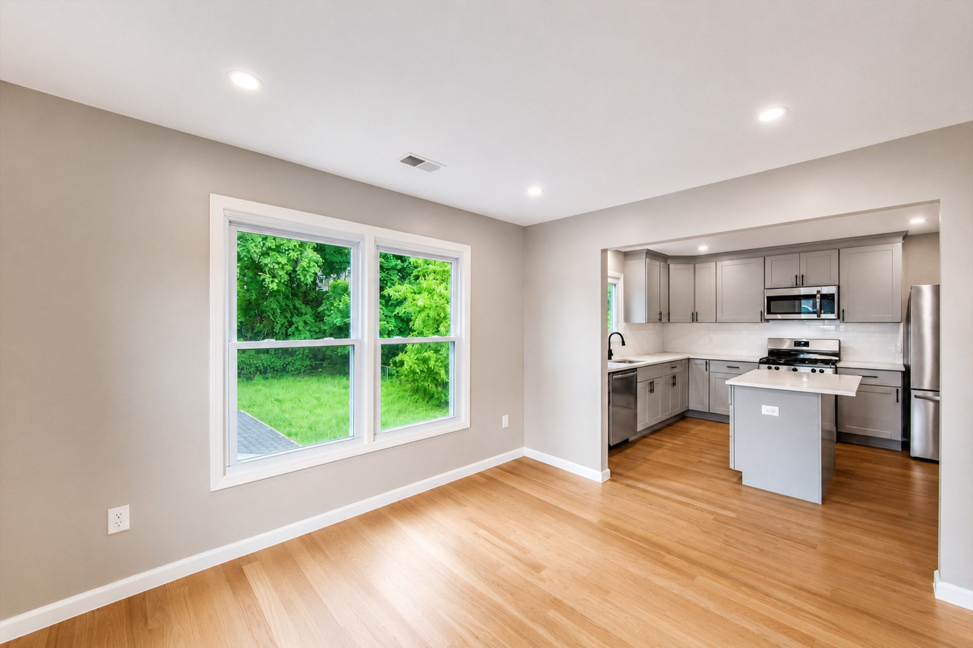  195 Van Winkle Street, East Rutherford, NJ, 07073 - 物件實景