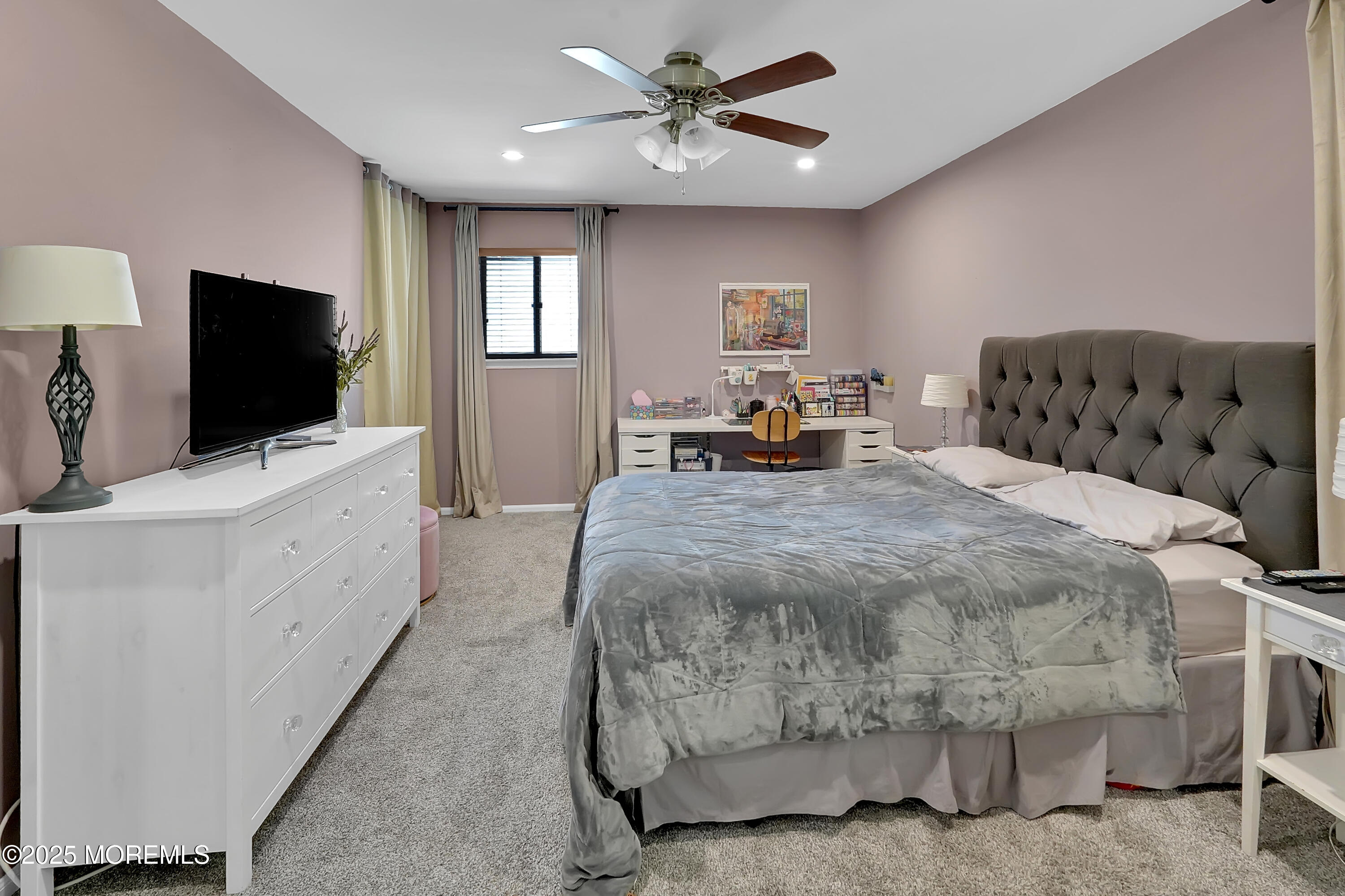 Howell, New Jersey, 07731, United States, 3 Bedrooms Bedrooms, ,3 BathroomsBathrooms,Residential,For Sale,1942637