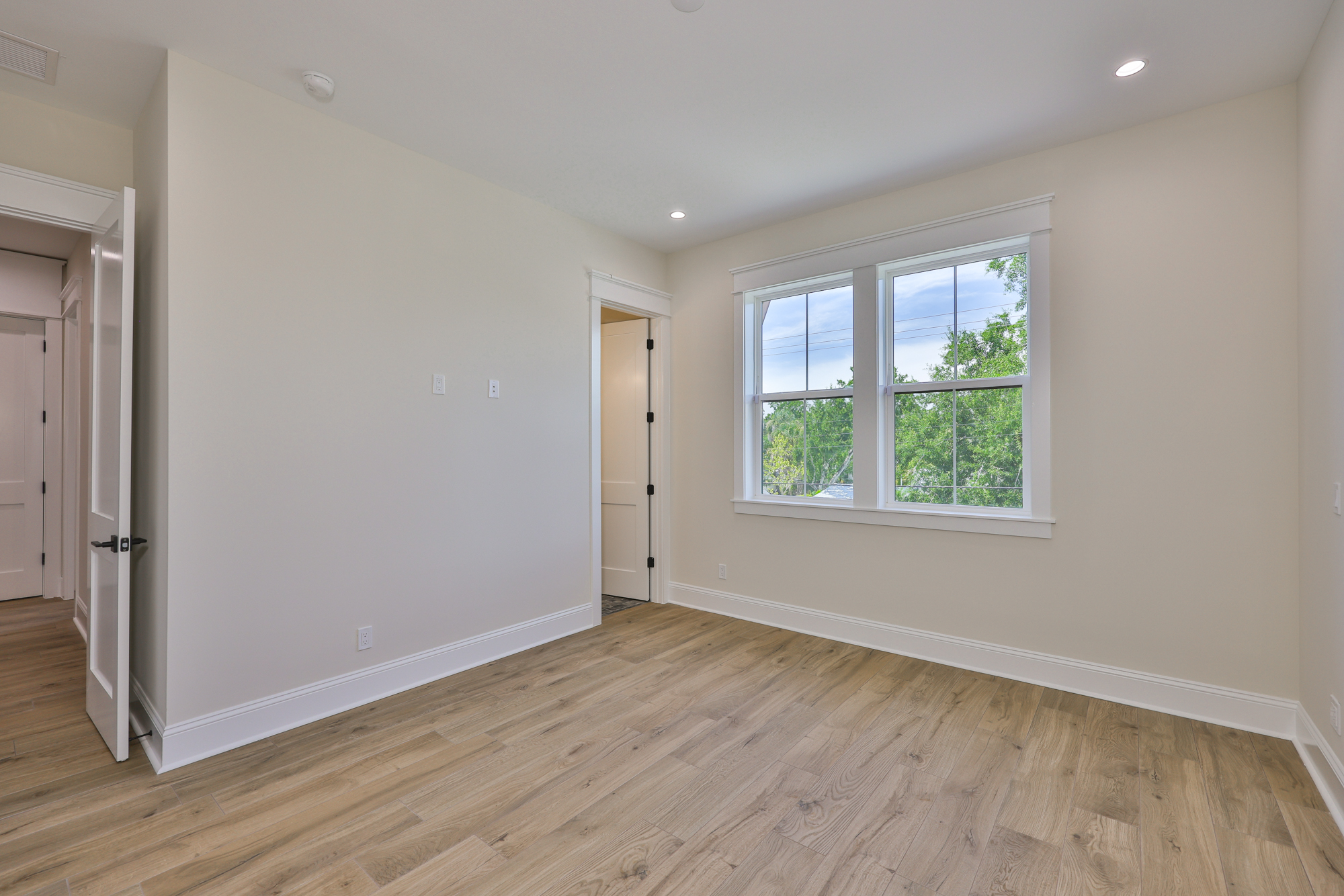 Tampa, Florida, 33629, United States, 5 Bedrooms Bedrooms, ,6 BathroomsBathrooms,Residential,For Sale,1974483