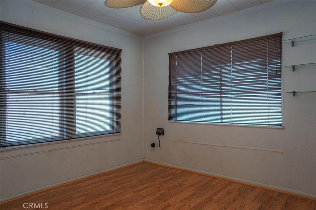 Los Angeles, California, 90043, United States, 2 Bedrooms Bedrooms, ,1 BathroomBathrooms,Residential,For Sale,1905561