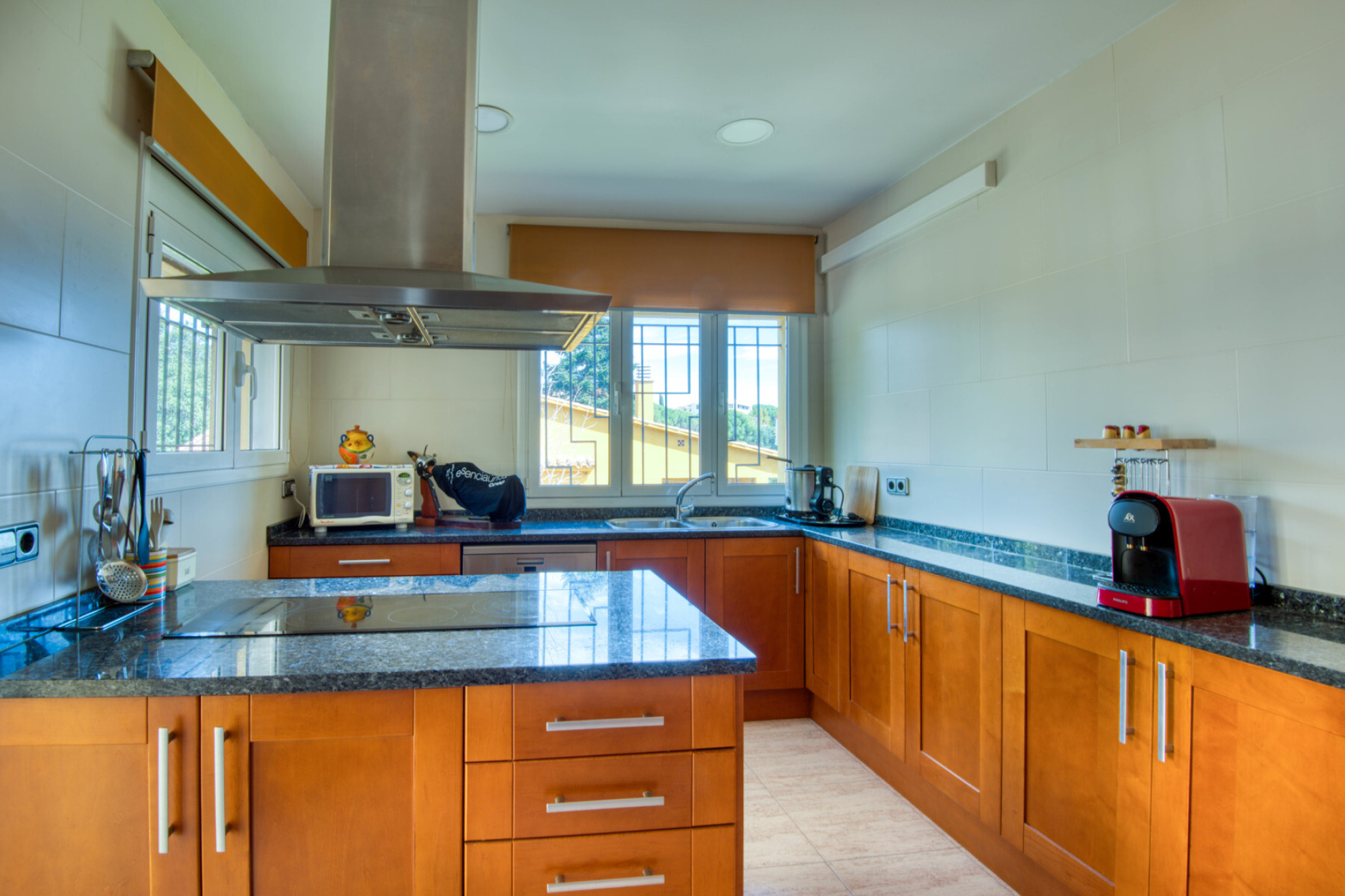  Spacious villa close to the beach and the center of town - 物件實景