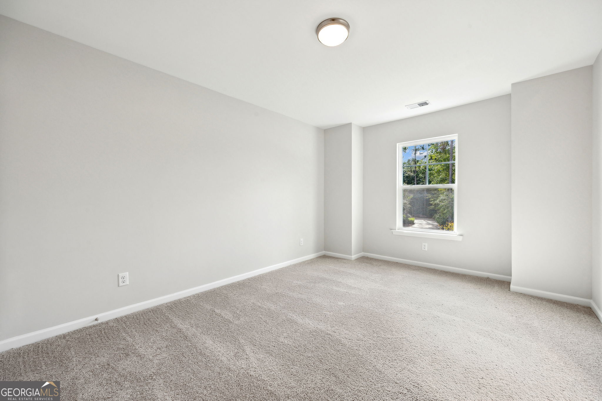 St. Marys, Georgia, 31558, United States, 4 Bedrooms Bedrooms, ,3 BathroomsBathrooms,Residential,For Sale,1962836