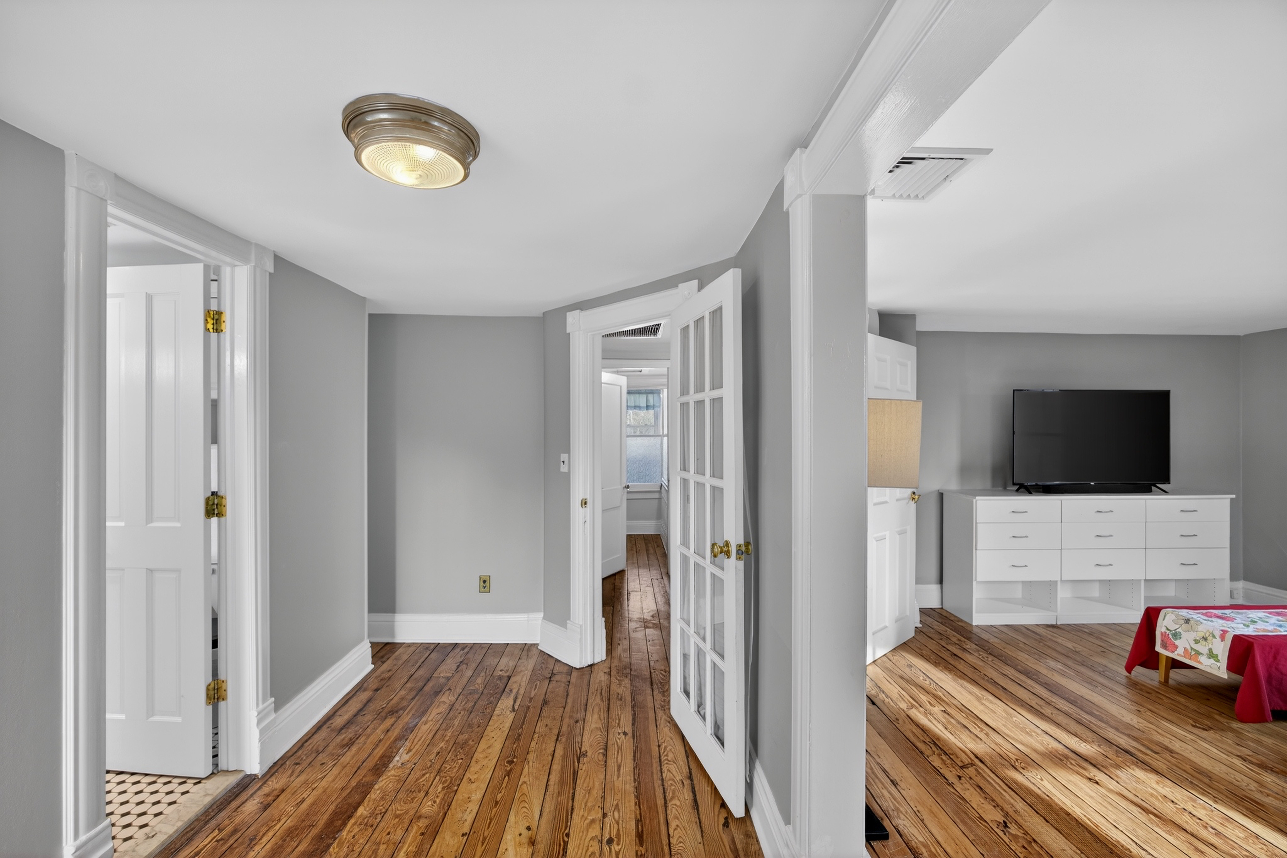  247 Broadway - 物件實景