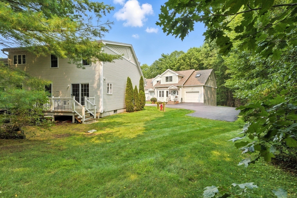 Haverhill, Massachusetts, 01830, United States, 2 Bedrooms Bedrooms, ,3 BathroomsBathrooms,Residential,For Sale,1940361