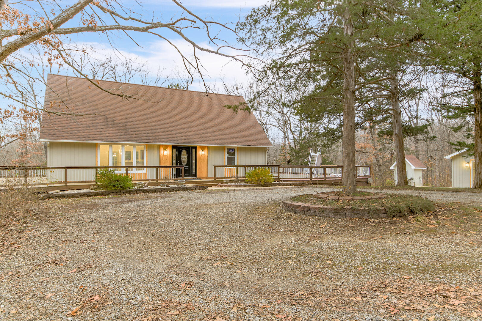 HARTSBURG, Missouri, 65039, United States, 5 Bedrooms Bedrooms, ,3 BathroomsBathrooms,Residential,For Sale,2049176