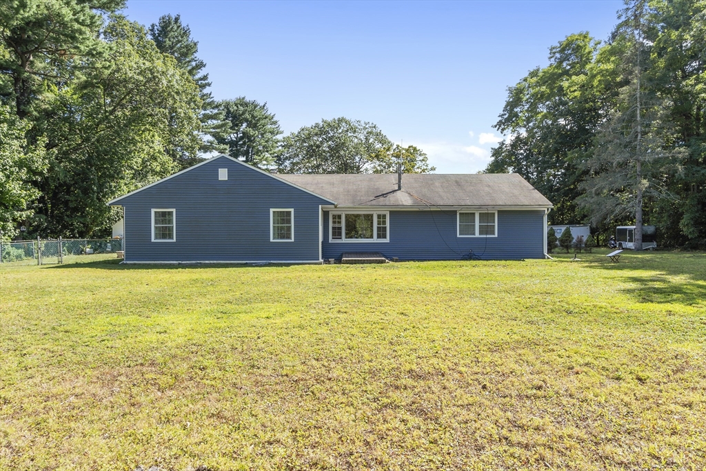 Framingham, Massachusetts, 01701, United States, 4 Bedrooms Bedrooms, ,3 BathroomsBathrooms,Residential,For Sale,1939196
