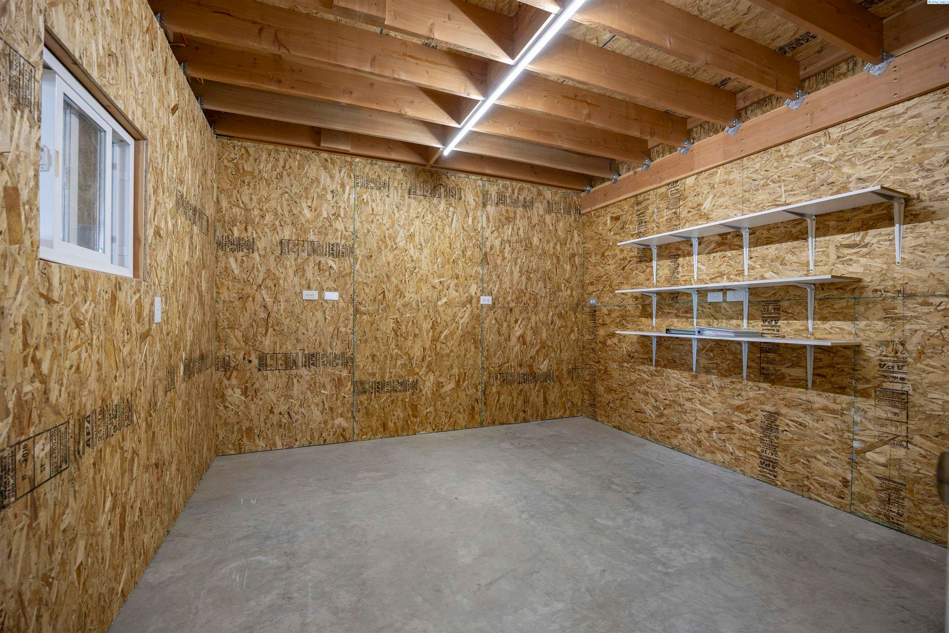 Benton City, Washington, 99320, United States, 3 Bedrooms Bedrooms, ,2 BathroomsBathrooms,Residential,For Sale,1983033