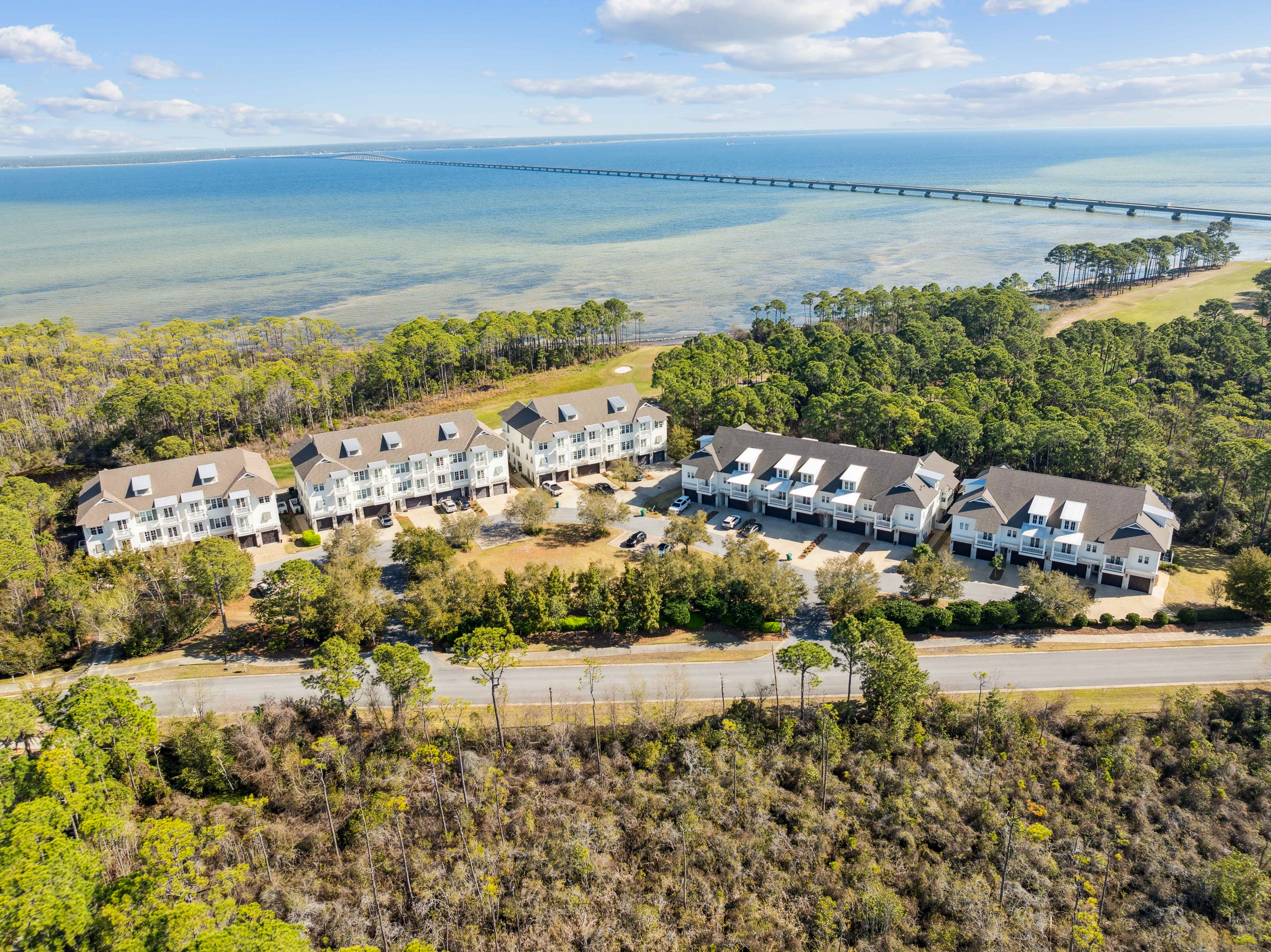  Spacious Townhouse With Two Car Garage In Gated Destin Community - 物件實景