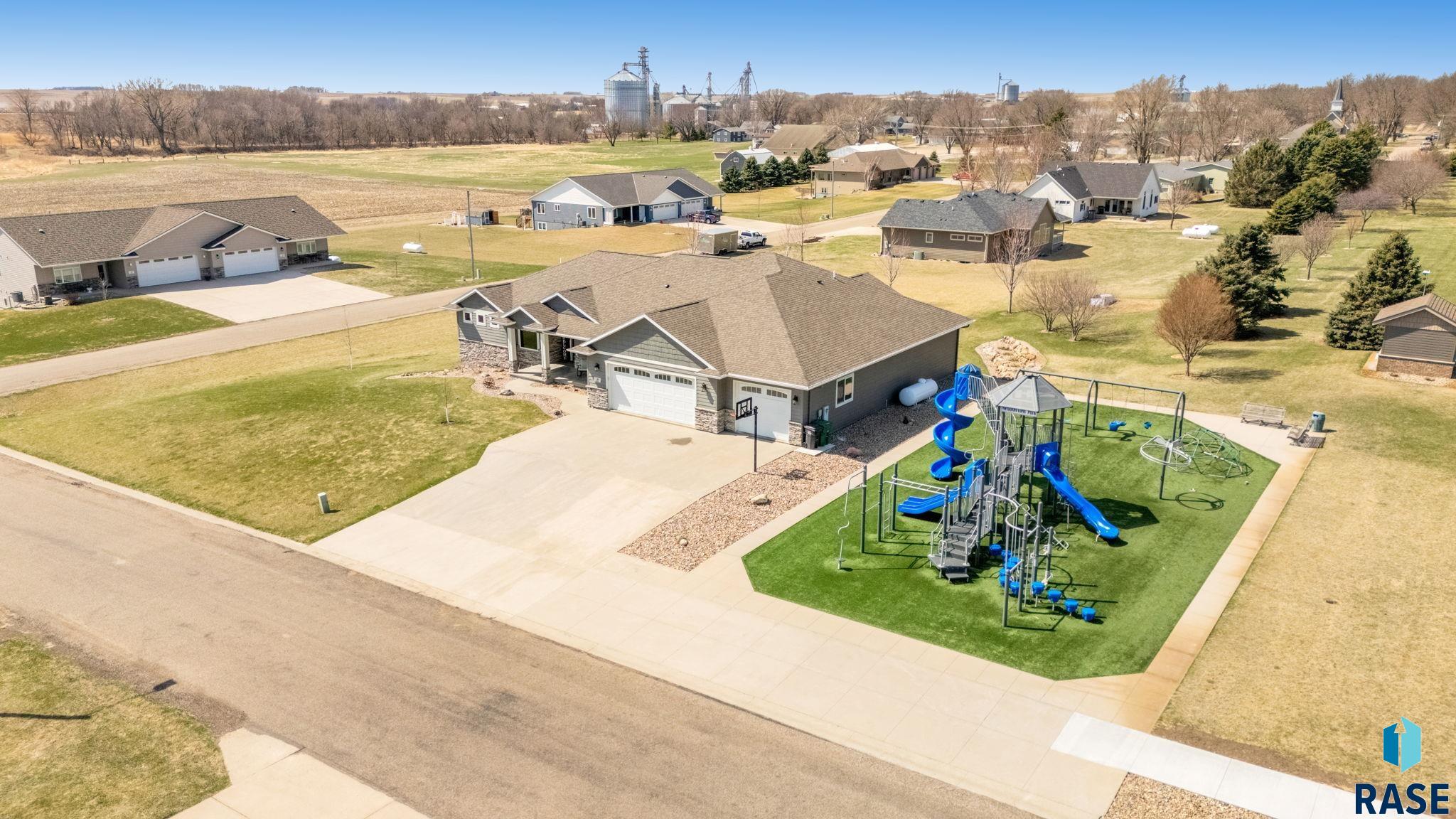 Lester, Iowa, 51242, United States, 4 Bedrooms Bedrooms, ,5 BathroomsBathrooms,Residential,For Sale,1926718