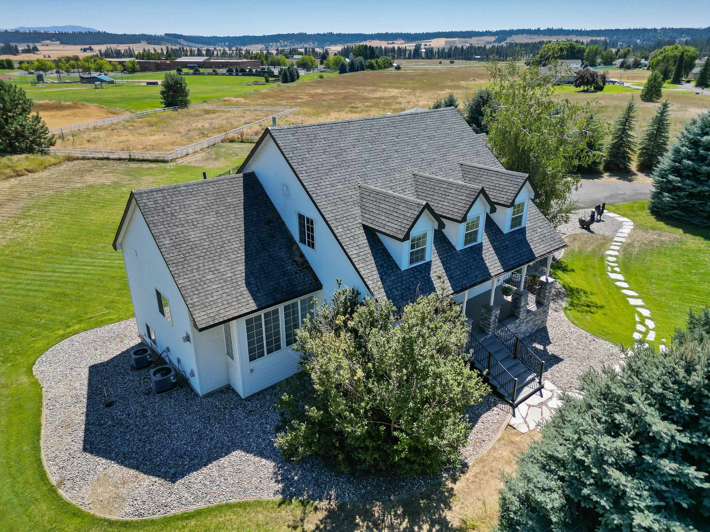 Mead, Washington, 99021, United States, 5 Bedrooms Bedrooms, ,5 BathroomsBathrooms,Residential,For Sale,1838740