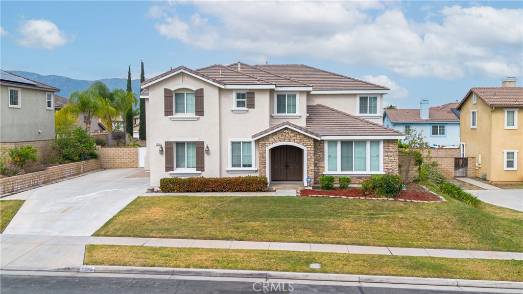 Corona, California, 92882, United States, 5 Bedrooms Bedrooms, ,3 BathroomsBathrooms,Residential,For Sale,2032195