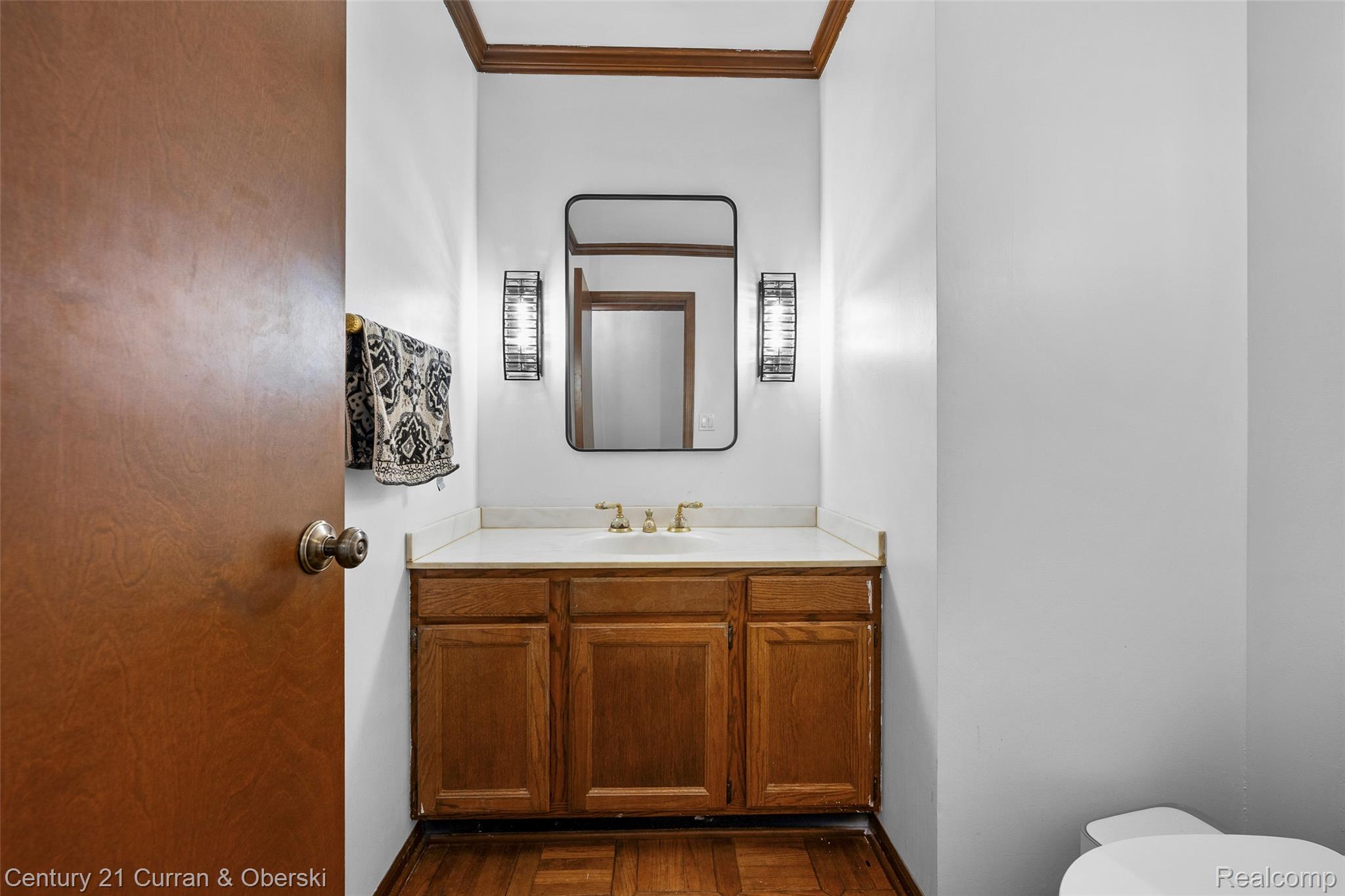 Farmington Hills, Michigan, 48331, United States, 4 Bedrooms Bedrooms, ,3 BathroomsBathrooms,Residential,For Sale,1873526