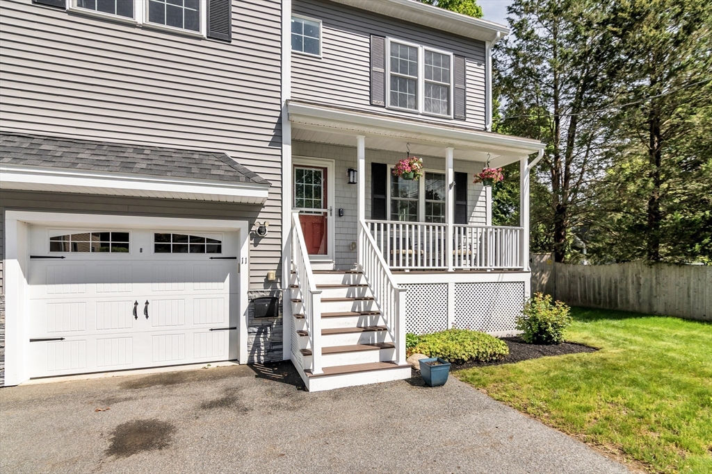 Haverhill, Massachusetts, 01830, United States, 3 Bedrooms Bedrooms, ,3 BathroomsBathrooms,Residential,For Sale,2048419