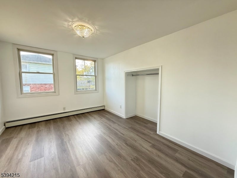 Haledon Boro, New Jersey, 07508, United States, 4 Bedrooms Bedrooms, ,2 BathroomsBathrooms,Residential,For Sale,1980965