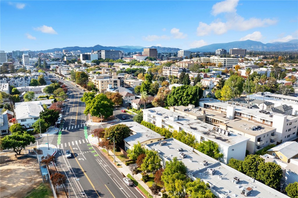 Pasadena, California, 91106, United States, ,Residential,For Sale,1911208