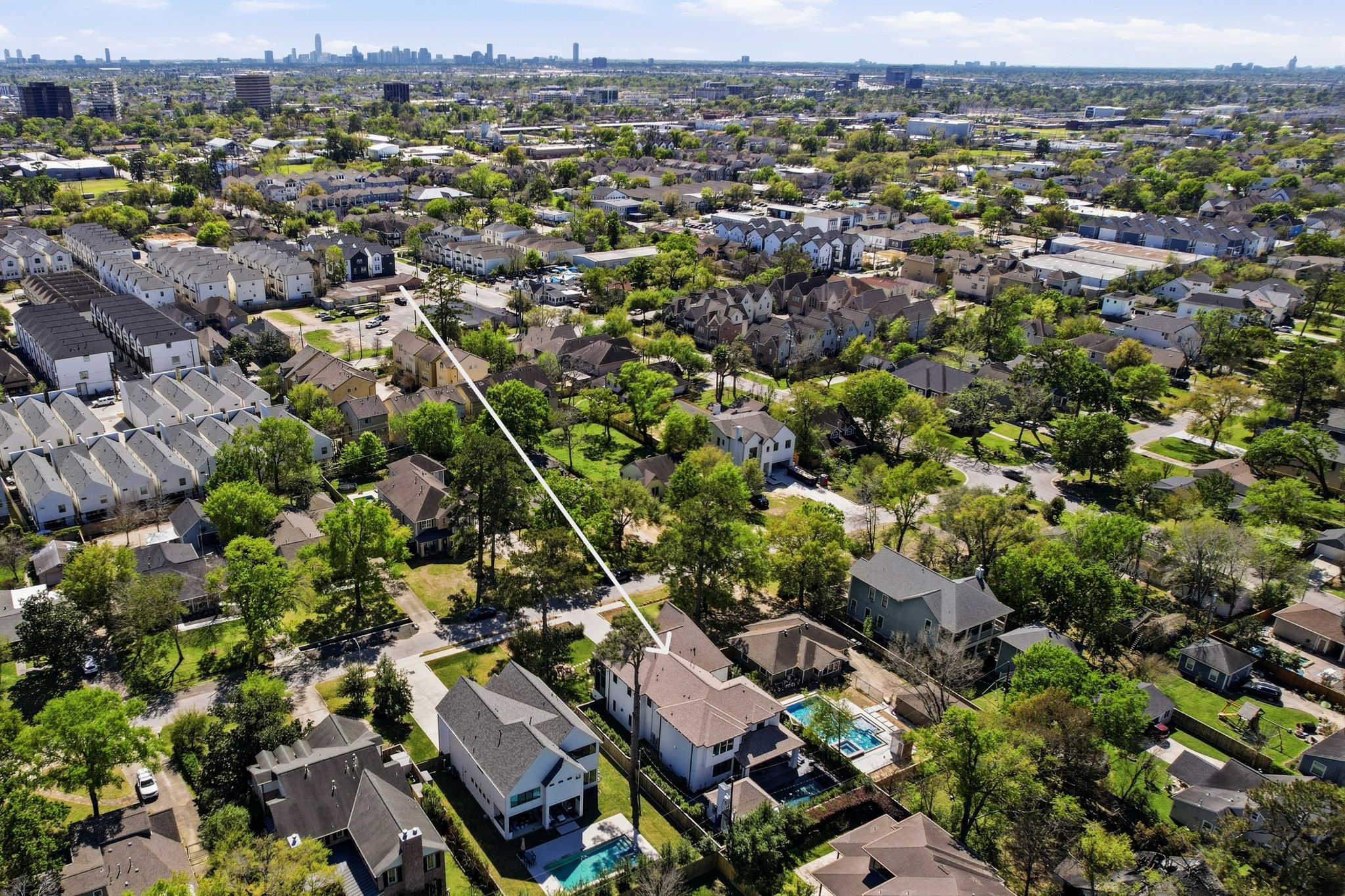  878 W 41st Street - 物件實景