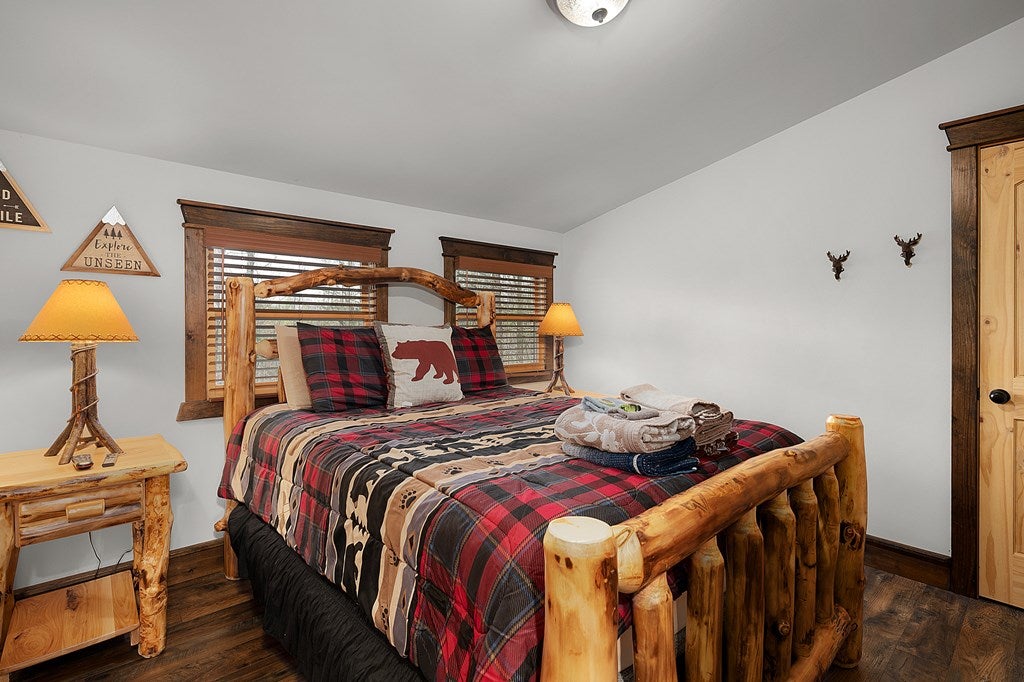 Blue Ridge, Georgia, 30513, United States, 4 Bedrooms Bedrooms, ,3 BathroomsBathrooms,Residential,For Sale,1762405
