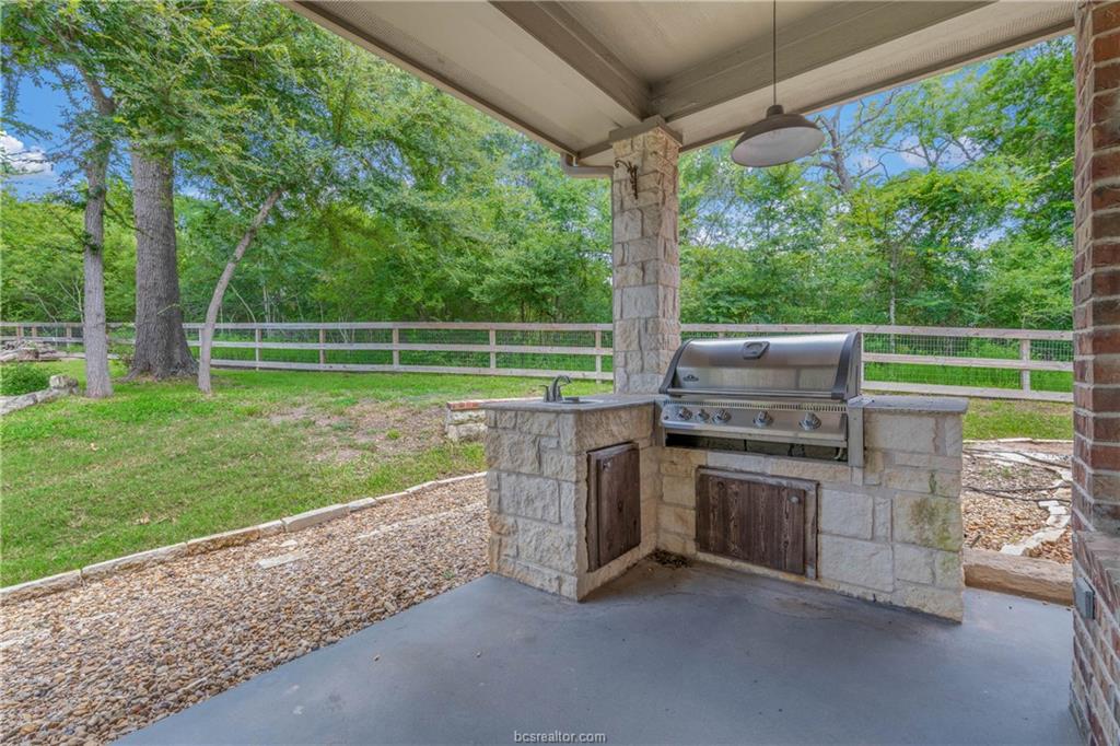 9412 Belgrave Square, Iola, Texas, 77861-4686, United States, 5 Bedrooms Bedrooms, ,5 BathroomsBathrooms,Residential,For Sale,9412 Belgrave Square,1685501