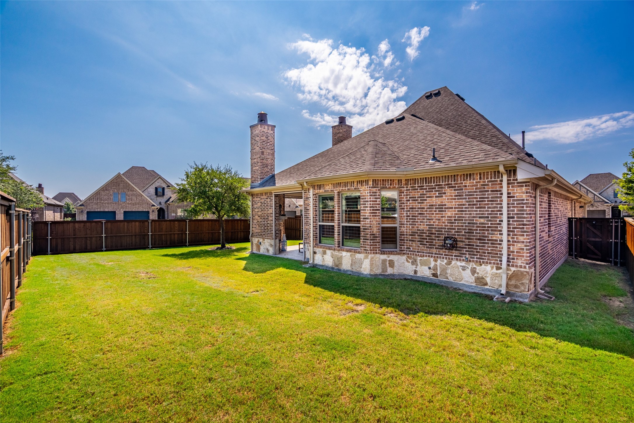 The Colony, Texas, 75056, United States, 3 Bedrooms Bedrooms, ,2 BathroomsBathrooms,Residential,For Sale,1924652