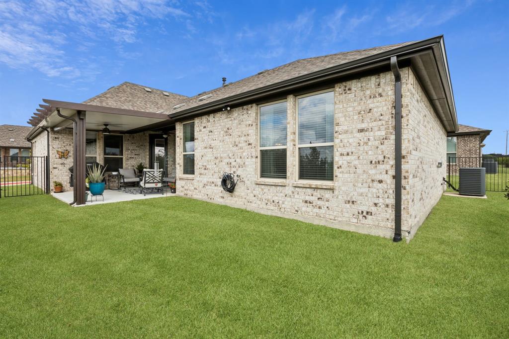 Rockwall, Texas, 75087, United States, 2 Bedrooms Bedrooms, ,2 BathroomsBathrooms,Residential,For Sale,1954705