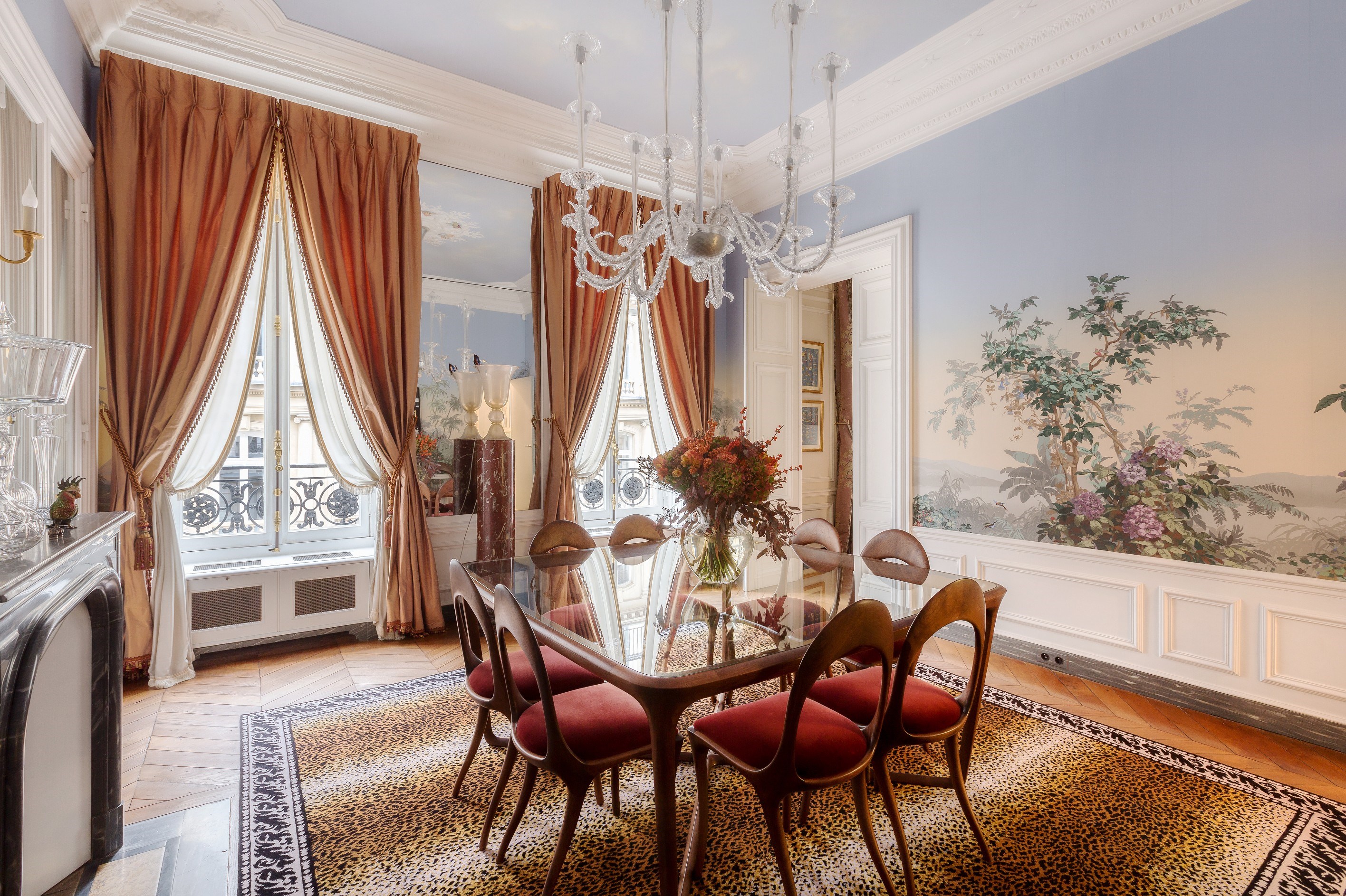  Paris VIII- Beautiful four-bedroom apartment - Palais de l