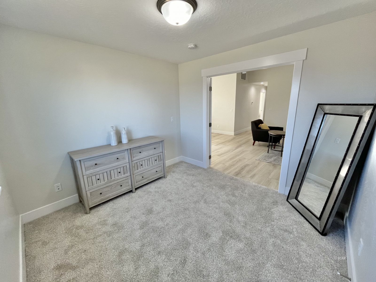 Elko, Nevada, 89801, United States, 4 Bedrooms Bedrooms, ,2 BathroomsBathrooms,Residential,For Sale,1969228