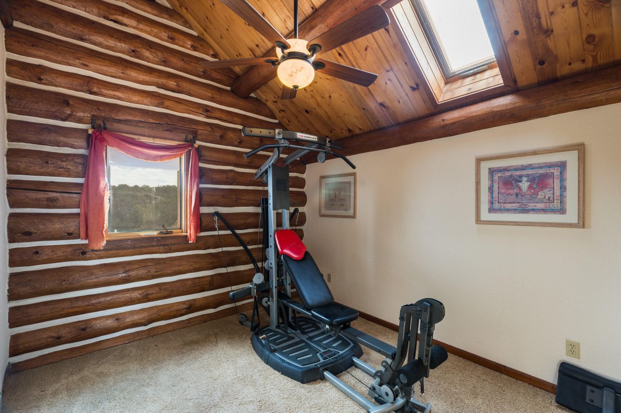 Tijeras, New Mexico, 87059, United States, 3 Bedrooms Bedrooms, ,2 BathroomsBathrooms,Residential,For Sale,1942288