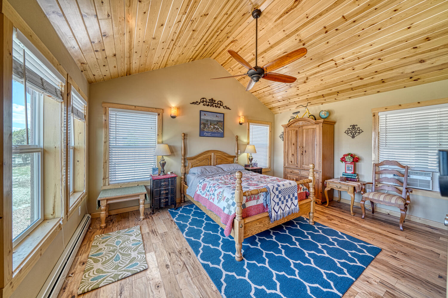 Salida, Colorado, 81201, United States, 3 Bedrooms Bedrooms, ,3 BathroomsBathrooms,Residential,For Sale,1879757